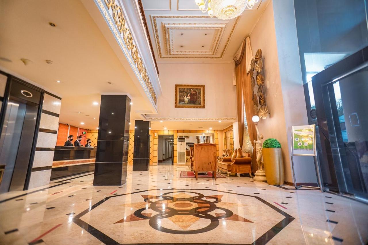 Olympic Hotel Jakarta Exterior foto