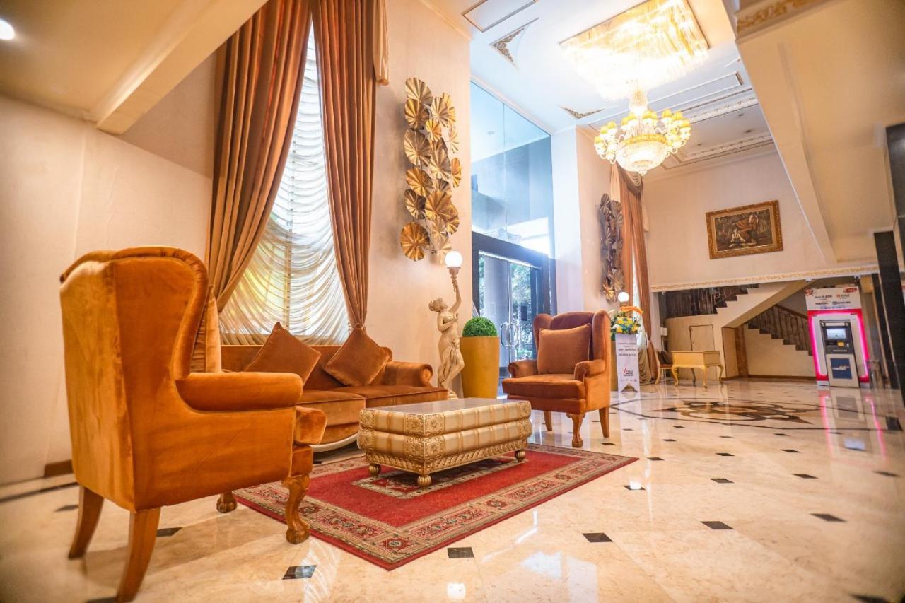 Olympic Hotel Jakarta Exterior foto